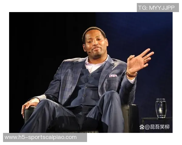 霍里谈科比传球哲学强调赢得信任是关键因素